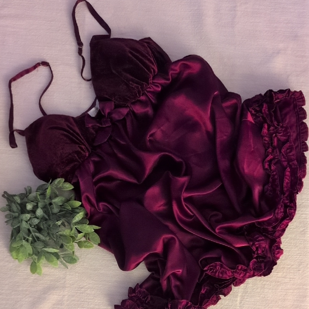 Flora Nikrooz Burgundy Satin and Velvet Chemise